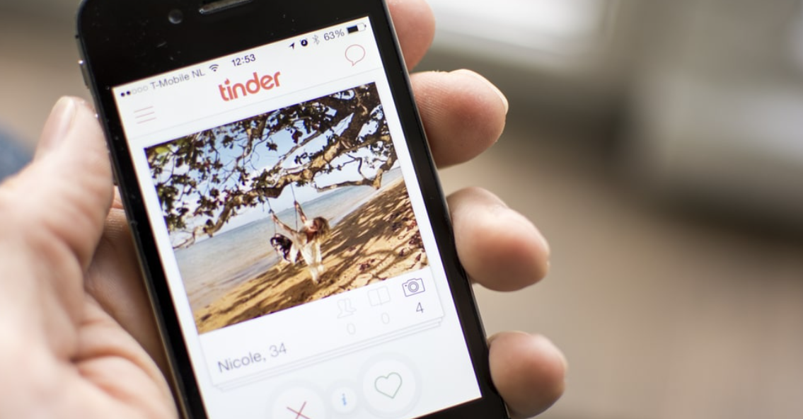 7 Online Dating Profile Mistakes That Can Kill Your Chances of Getting a Date in 2024